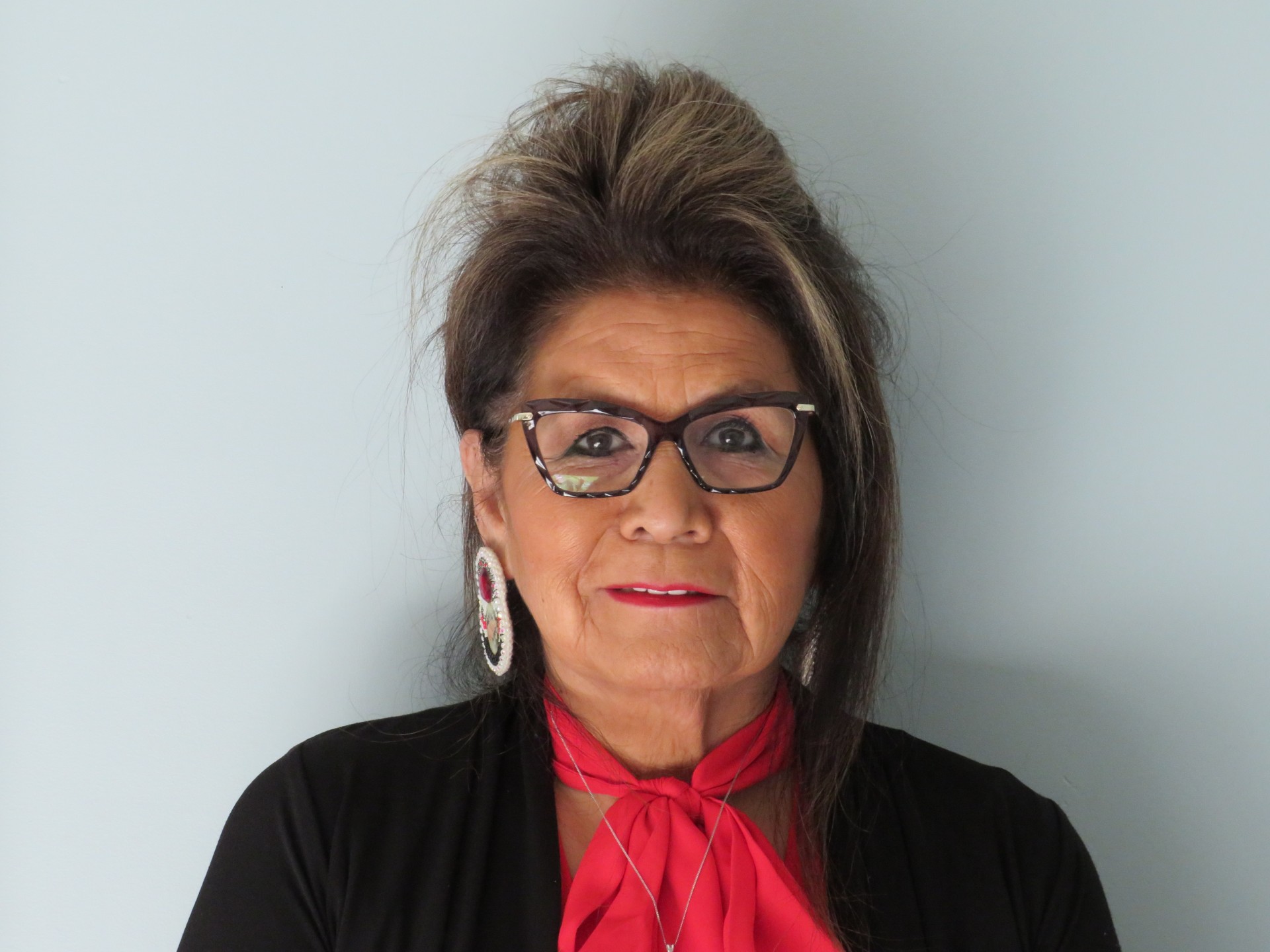 Headshot of Phyllis George