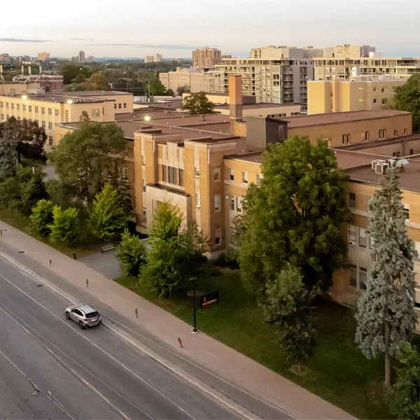A photo of the Lambton College Ottawa campus.