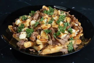 smoked-pulled-pork-poutine Smoked Pulled Pork Poutine